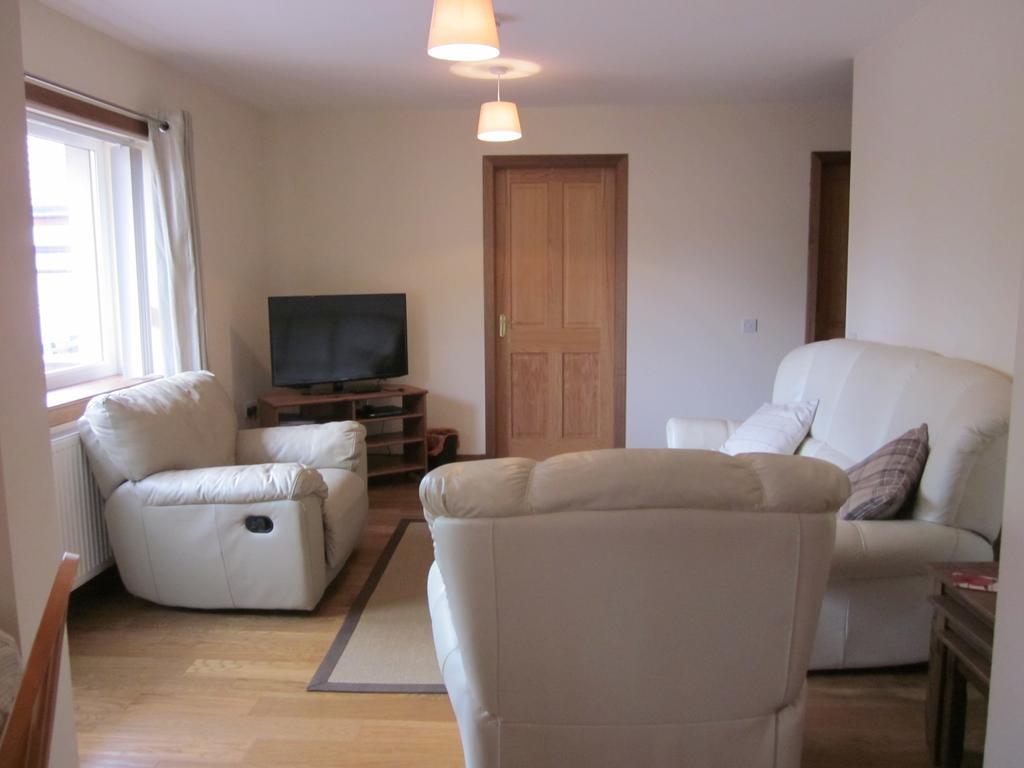 Easter Bowhouse Farm Cottage Linlithgow Room photo
